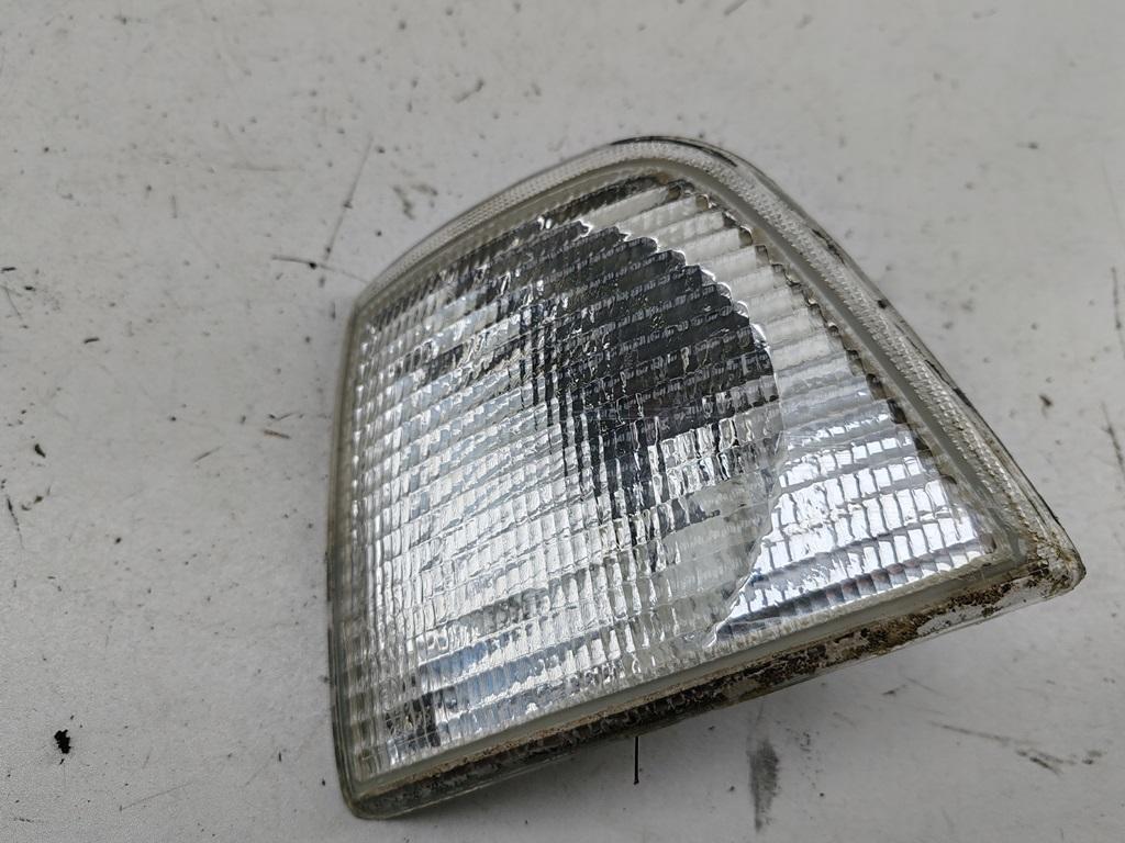 Поворотник (указатель поворота) левый Audi 80 8C/B4 1991, 2.0 л., бензин, МКПП, белый, седан, DEPO - фото №1