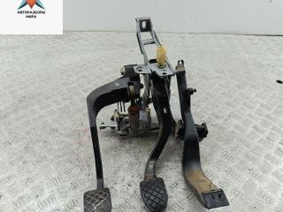 узел педальный (блок педалей) Audi A4 B5 1996, 1.8 л., бензин, МКПП, серый, универсал, 8D721117E