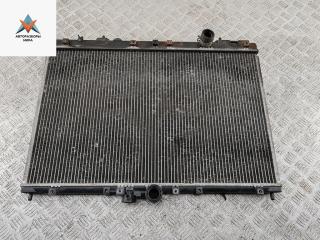 радиатор охлаждения Mitsubishi Space Wagon 3 поколение (Typ N50) 2001, 2.4 л., бензин, МКПП, серый, минивэн