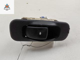 кнопка стеклоподъемника заднего левого Mitsubishi Carisma 1 поколение 1998, 1.8 л., бензин, АКПП, серый, хетчбэк 5 дв., MR740601