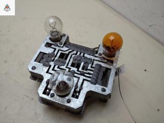 панель заднего левого фонаря Volkswagen Transporter T4 1992, 2.4 л., дизель, МКПП, серый, микроавтобус, 701945257