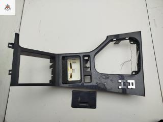 консоль салона (центральная часть) BMW 5 серия E39 1998, 2.0 л., бензин, МКПП, серый, универсал, 8196979