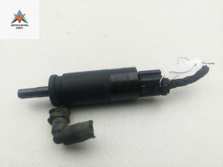 насос (моторчик) омывателя фар BMW 7 серия E65/E66/E67 2002, синий, седан, 8377613