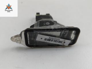 подсветка номера Mitsubishi Carisma 1 поколение 1998, 1.8 л., бензин, АКПП, серый, хетчбэк 5 дв.