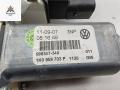 моторчик стеклоподъемника задний левый Volkswagen Golf 5 поколение 2007, 1.4 л., МКПП, универсал, 1K0959703P - фото №3