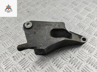 кронштейн КПП Opel Vectra C 2002, 1.8 л., бензин, МКПП, серый, седан, 9156987