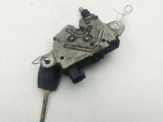 замок капота Ford Focus 2 поколение [рестайлинг] 2007, 2.0 л., бензин, АКПП, серый, универсал, 3M5116700AB