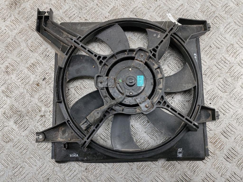 вентилятор радиатора Hyundai Coupe 2002-2007 2002, 2.0 л., бензин, МКПП, серый, купе, 25386-2C000 - фото №1
