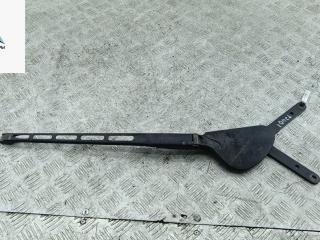 Щеткодержатель (поводок стеклоочистителя) передний Mercedes-Benz C-Класс W203/S203/CL203 [рестайлинг] 2004, 2.2 л., дизель, АКПП, чёрный, универсал, 2038202944