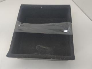 бардачок Audi Q7 4L [рестайлинг] 2011, 3.0 л., бензин, АКПП, чёрный, внедорожник 5 дв., 4L0864981B