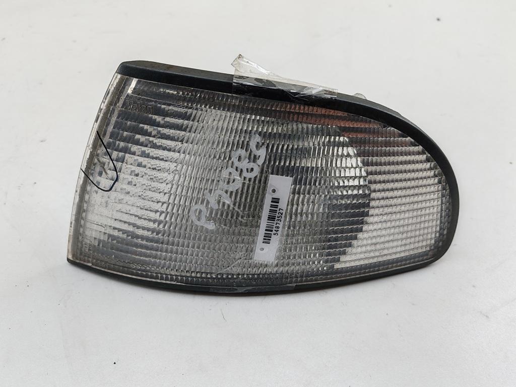 Поворотник (указатель поворота) левый Audi A4 B5 1996, 1.8 л., бензин, МКПП, серый, универсал