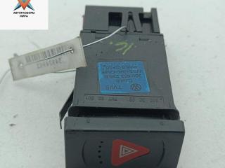 кнопка аварийной сигнализации Volkswagen Passat B5 1998, 1.8 л., бензин, МКПП, зелёный, универсал, 3B0953235E