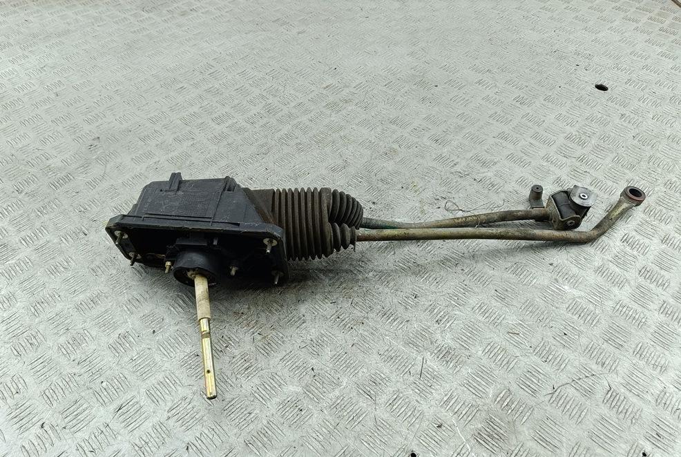 кулиса Volkswagen Passat B5+ (GP) 2001, 2.0 л., бензин, МКПП, синий, универсал