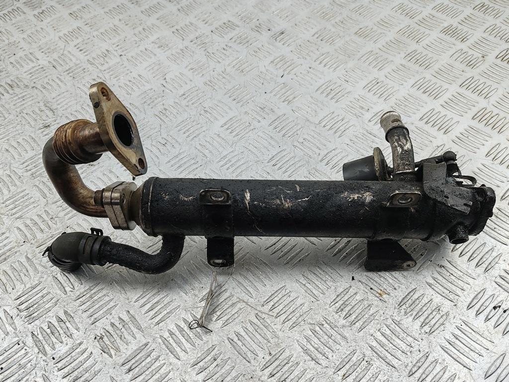 охладитель EGR / Радиатор EGR Volkswagen Passat B6 2008, 2.0 л., дизель, МКПП, чёрный, универсал, 03L131512B - фото №1