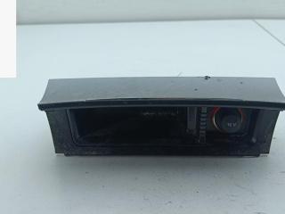 пепельница Volkswagen Passat B6 2006, 2.0 л., дизель, МКПП, серый, универсал, 3C0863284