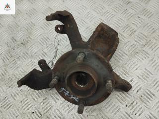 ступица передняя левая Ford Focus 1 поколение [рестайлинг] 2004, 1.6 л., i, бензин, МКПП, серый, универсал