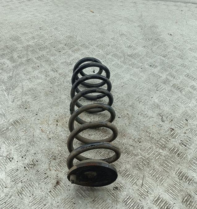 пружина задняя Volkswagen Passat B6 2007, 2.0 л., дизель, МКПП, серый, универсал