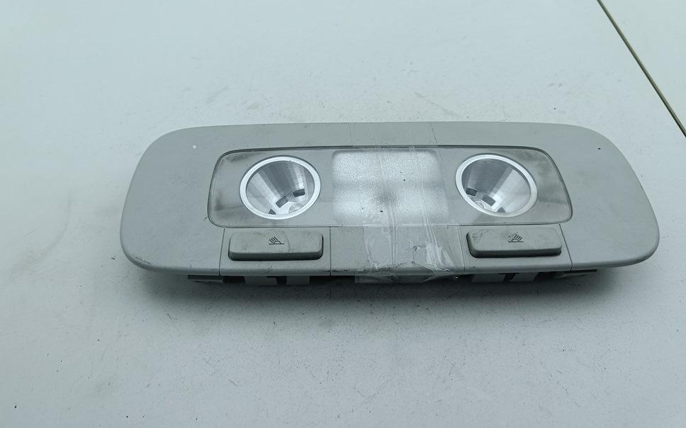 фонарь салона (плафон) Volkswagen Passat B6 2008, 2.0 л., дизель, МКПП, коричневый, универсал, 3C0947291C