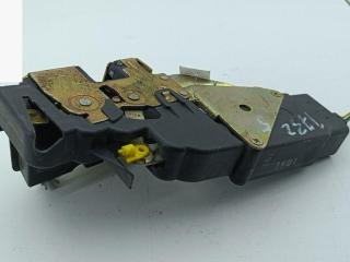 замок двери передней правой Volvo S40 1 поколение [рестайлинг] 2001, 1.6 л., бензин, МКПП, красный, седан