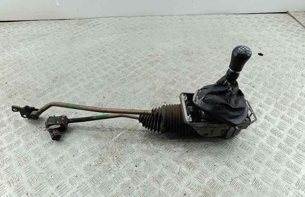 кулиса Audi A4 B5 1996, 1.8 л., бензин, МКПП, серый, универсал, 8D0711025B