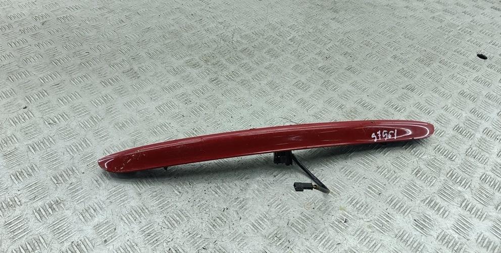 подсветка номера BMW 3 E46 2002, 1.8 л., бензин, МКПП, красный, хетчбэк 3 дв.