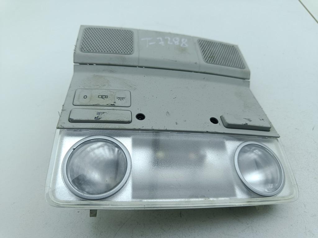 фонарь салона (плафон) Volkswagen Passat B6 2006, 2.0 л., бензин, МКПП, серый, седан, 1K0947105