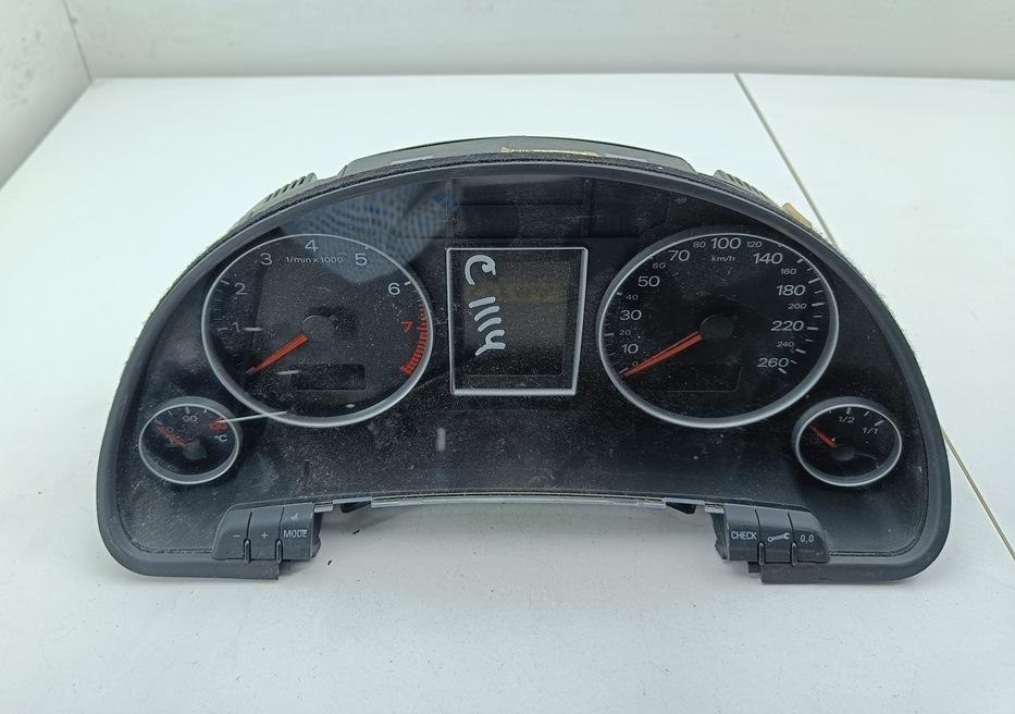 приборная панель Audi A4 B7 2006, 2.0 л., бензин, АКПП, серый, универсал, 8E0920931M - фото №1