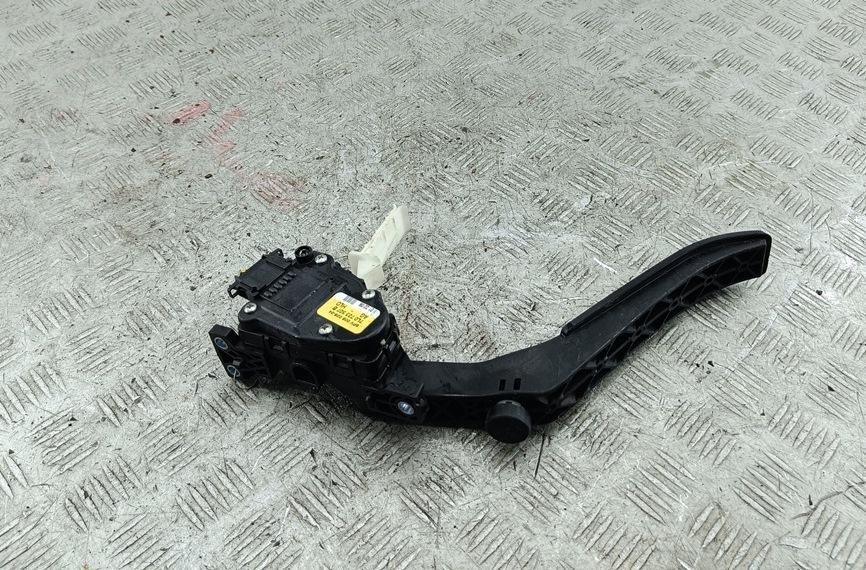 педаль Audi Q7 4L 2006, 4.2 л., бензин, АКПП, серый, внедорожник 5 дв., 7L0723507B