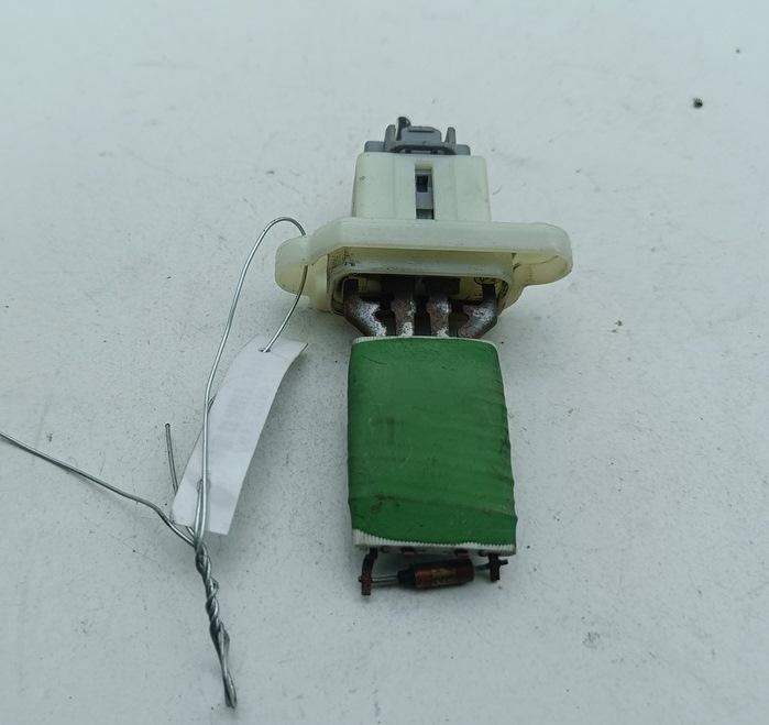 сопротивление печки Ford Focus II 2007, 2.0 л., бензин, АКПП, серый, универсал, 3M5H18B647AC