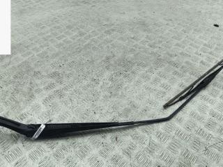 Щеткодержатель (поводок стеклоочистителя) передний Mitsubishi Space Wagon 3 поколение (Typ N50) 2001, 2.4 л., бензин, МКПП, серый, минивэн, 5991NWB