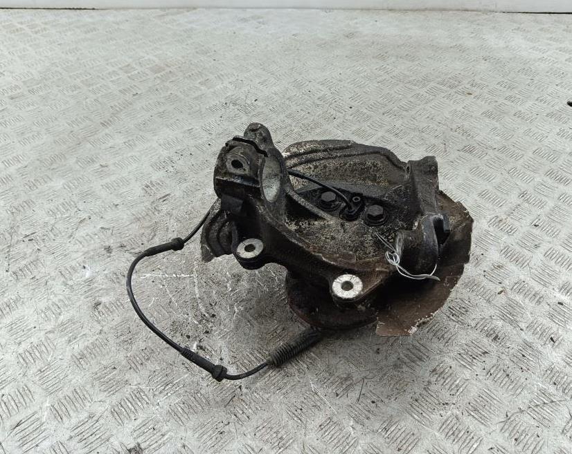 ступица передняя левая BMW 3 E90/E91/E92/E93 2007, 2.0 л., бензин, МКПП, синий, седан