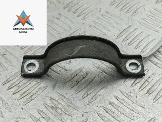 кронштейн (крепление) Ford Focus 2 поколение [рестайлинг] 2009, 1.4 л., бензин, МКПП, красный, универсал