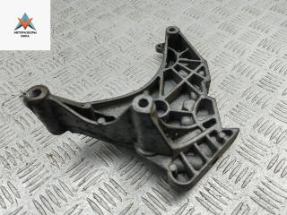 кронштейн двигателя Volkswagen Passat B6 2008, 2.0 л., дизель, МКПП, синий, универсал, 03L199207