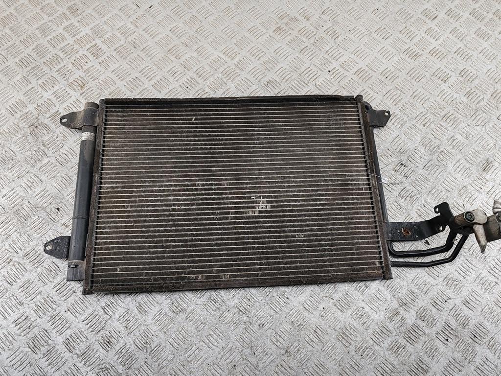 радиатор кондиционера SEAT Toledo 2005, 1.6 л., бензин, МКПП, серый, хетчбэк 5 дв., 1K0820411G