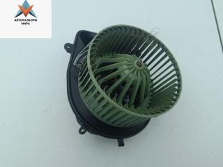 моторчик печки Volkswagen Passat B5 [рестайлинг] 2001, 2.0 л., бензин, МКПП, синий, универсал, 8D1820021