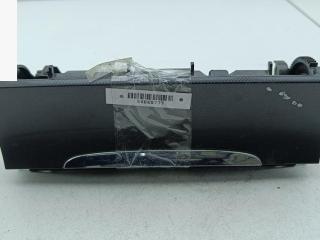 пепельница Volkswagen Passat B6 2007, 1.6 л., бензин, МКПП, чёрный, универсал, 3C0863284