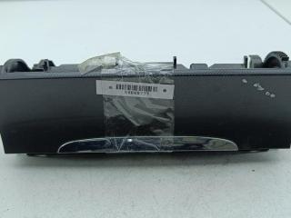 пепельница Volkswagen Passat B6 2007, 1.6 л., бензин, МКПП, чёрный, универсал, 3C0863284