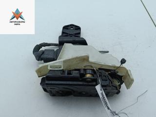 замок двери передней левой Volkswagen Passat B5 [рестайлинг] 2001, 2.0 л., бензин, МКПП, синий, универсал, 3B1837015