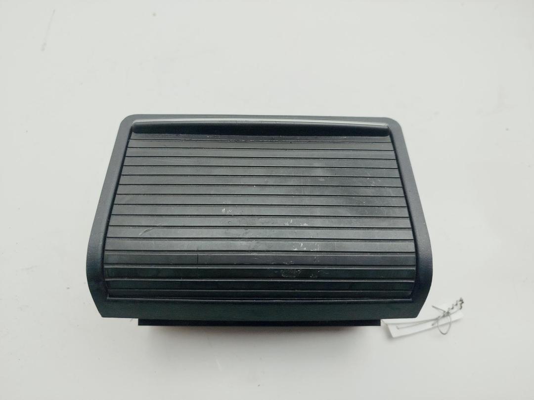 бардачок BMW 3 E46 2000, 2.0 л., дизель, МКПП, серый, седан, 8248525, 8242733