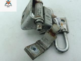 петля двери Volkswagen Passat B5 1997, серый, седан, 8L3831411