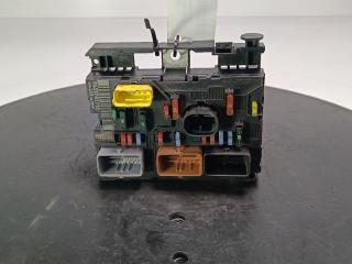 блок предохранителей Citroen C3 1 поколение [рестайлинг] 2005, цвет, 9659741780