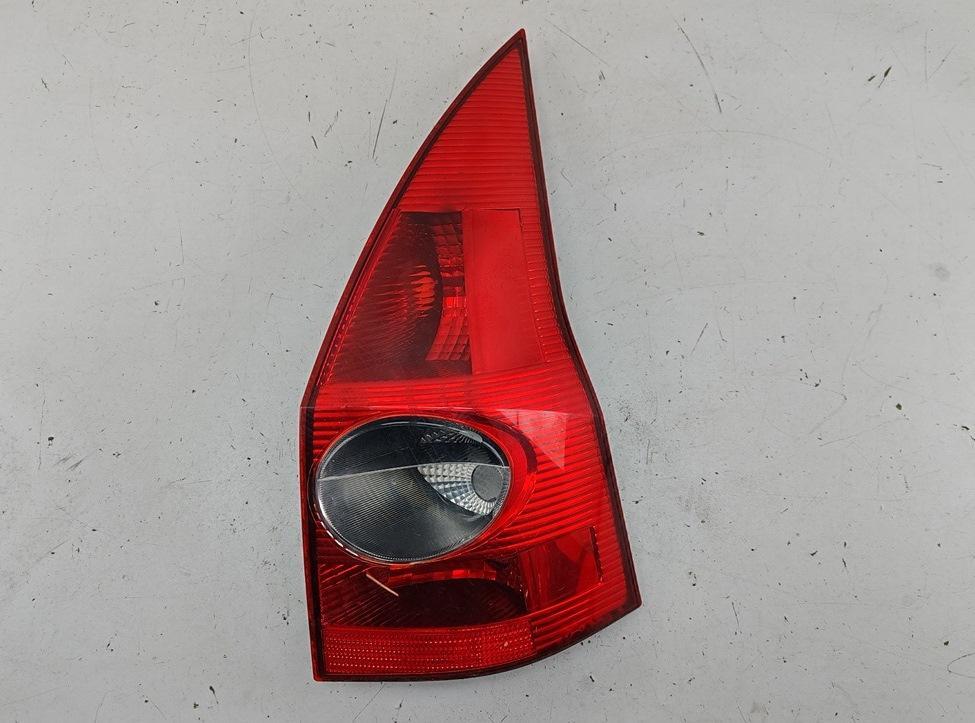 фонарь задний правый Renault Megane II 2005, 1.6 л., бензин, МКПП, серый, универсал, 8200142683
