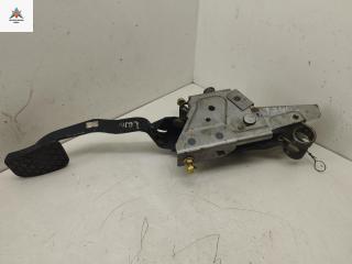 педаль сцепления Mazda 6 GG 2003, 2.0 л., дизель, МКПП, серый, универсал