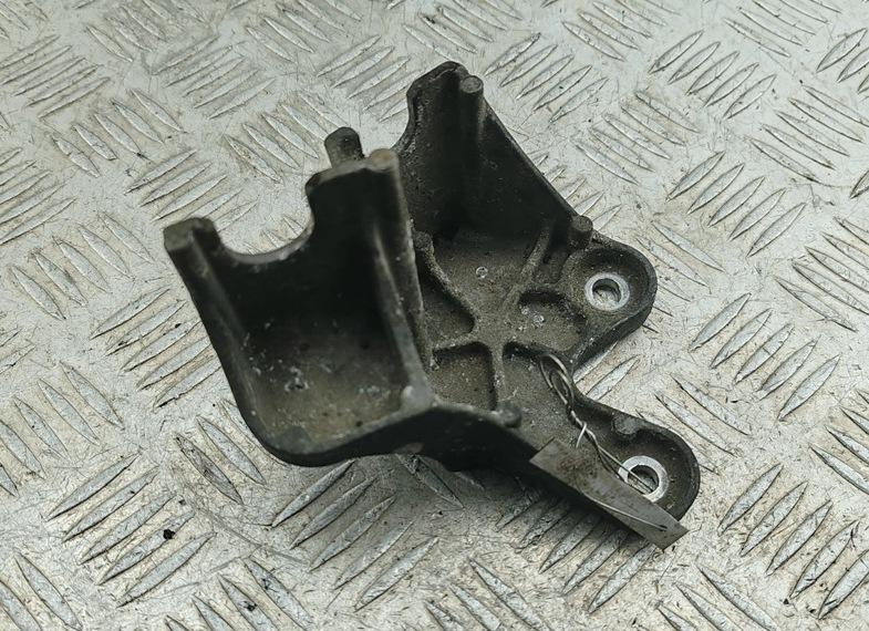 кронштейн (крепление) Opel Zafira B 2006, 1.8 л., бензин, МКПП, чёрный, минивэн, 55354120