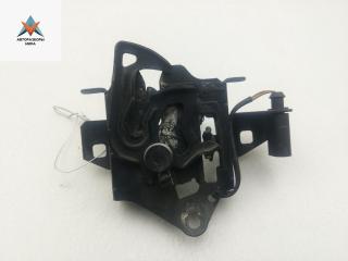 замок капота Volkswagen Passat B5 [рестайлинг] 2002, 2.0 л., бензин, МКПП, серый, универсал, 3B0823509