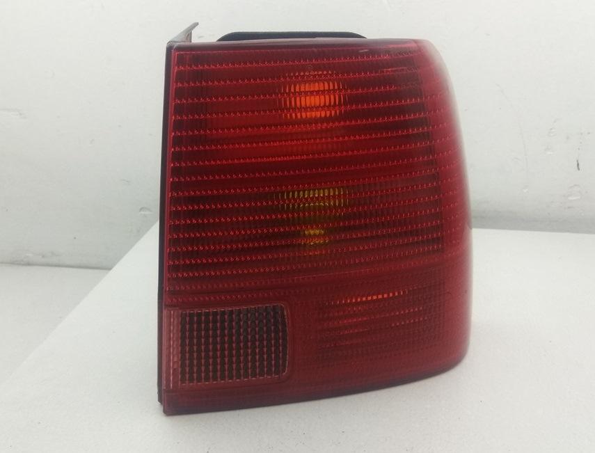 фонарь задний правый Volkswagen Passat B5 1999, 1.9 л., дизель, МКПП, синий, седан, 3B5945096K - фото №1