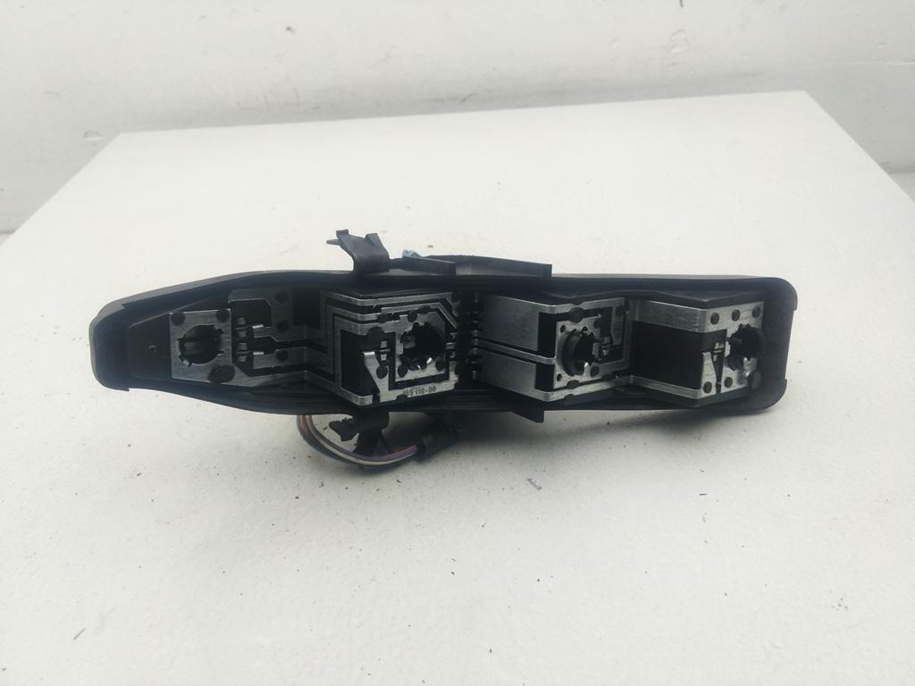 панель заднего левого фонаря Renault Scenic II 2005, 2.0 л., бензин, АКПП, чёрный, минивэн, 159118