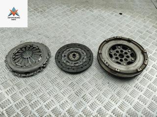 маховик Fiat Grande Punto 1 поколение 2007, 1.3 л., дизель, МКПП, жёлтый, хетчбэк 3 дв.