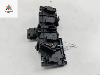 панель заднего левого фонаря Volkswagen Passat B5 [рестайлинг] 2002, 2.0 л., бензин, МКПП, серый, универсал, 945257B