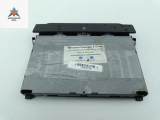 подстаканник Volkswagen Golf 4 поколение 1998, 1.6 л., бензин, МКПП, серый, хетчбэк 5 дв., 1J0858601